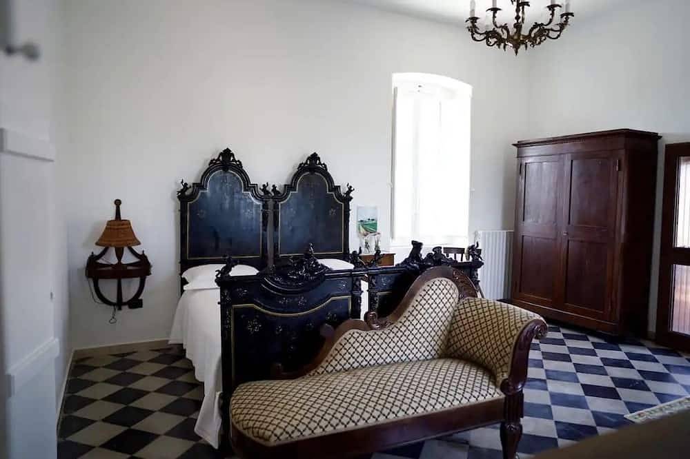 Tenuta il Carrubo- Historic House in Bisceglie, Barletta-Andria-Trani