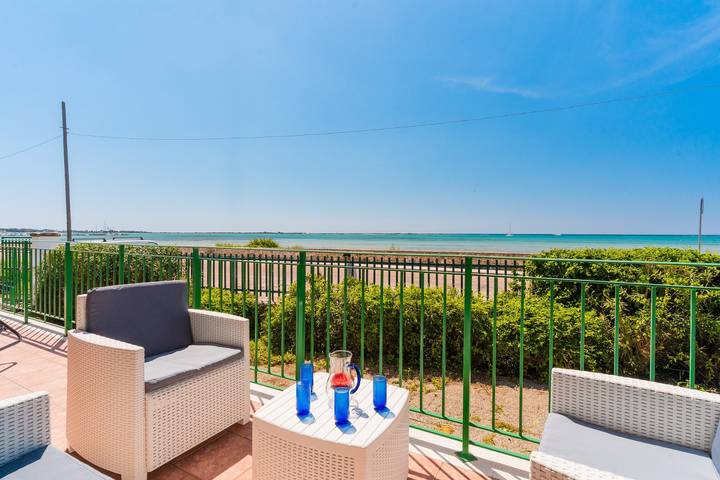 Villa pour 6 personnes, avec jardin à Porto Cesareo