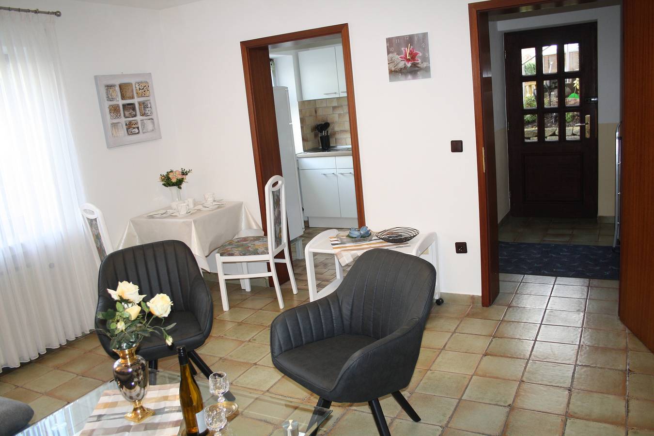 Ganze Wohnung, Apartment 'Bilstein' mit Bergblick, privater Terrasse und Wlan in Lennestadt, Sauerland