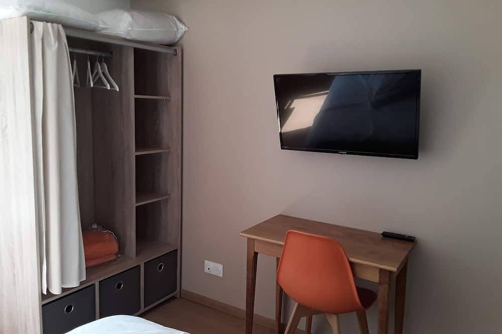 Gite dizeau in the countryside peaceful location only 15 mins from the sea. in Ver, Coutances und Umgebung