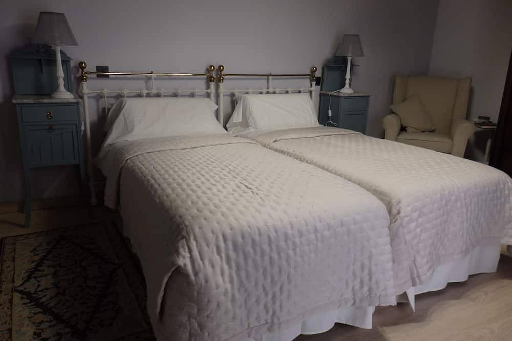 Restored 18th century house, terrace, garden and organic garden. in Ingenio, East Gran Canaria