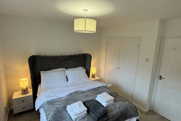 Holiday home for 6 people, with garden and terrace in Hounslow