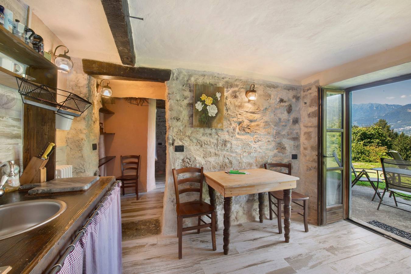 Appartamento intero, Appartamento 'Casale La Selva Cottage Piccolo' con giardino e piscina condivisa e Wi-Fi in Bene Lario, Provincia di Como