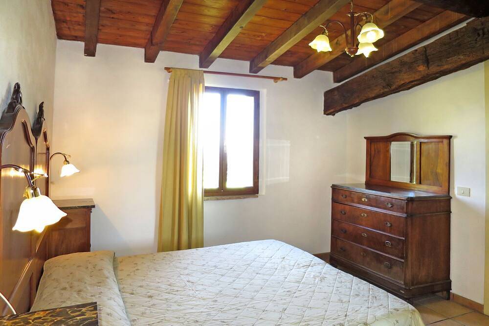 Ginestre 11 by Interhome in Monticiano, Chianti