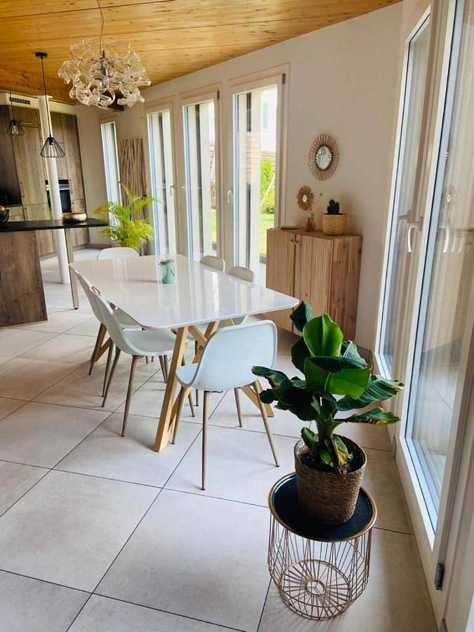 Casa de vacaciones para 8 personas, con jardín y vistas al lago - 1