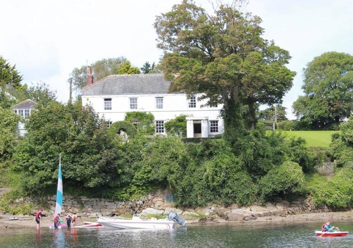 Holiday rental for 8 people, with Terrace and Garden in Helford