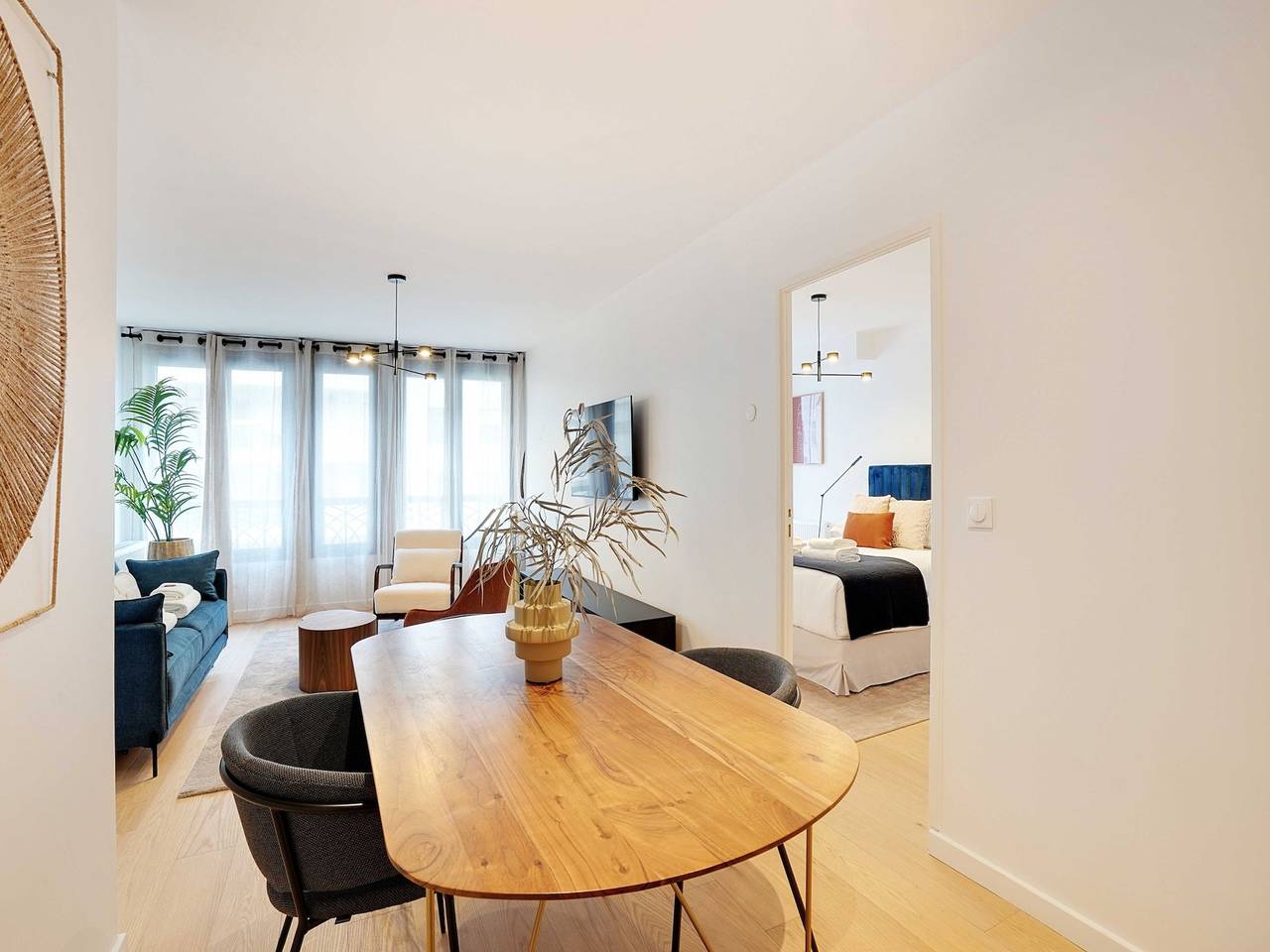 Apartamento entero, Sleek & Refined Apartment - Levallois-Perret in Levallois-Perret, Altos del Sena