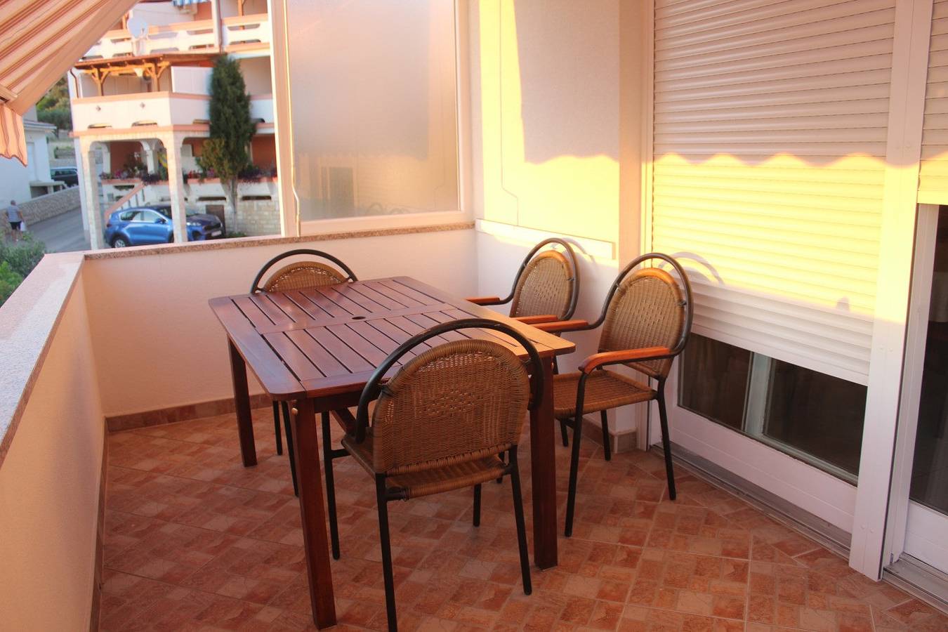 Appartement entier, Ferienwohnung in Kustici mit Meerblick, Balkon, Klimaanlage, W-Lan (3597-1) in Kustići, Pag