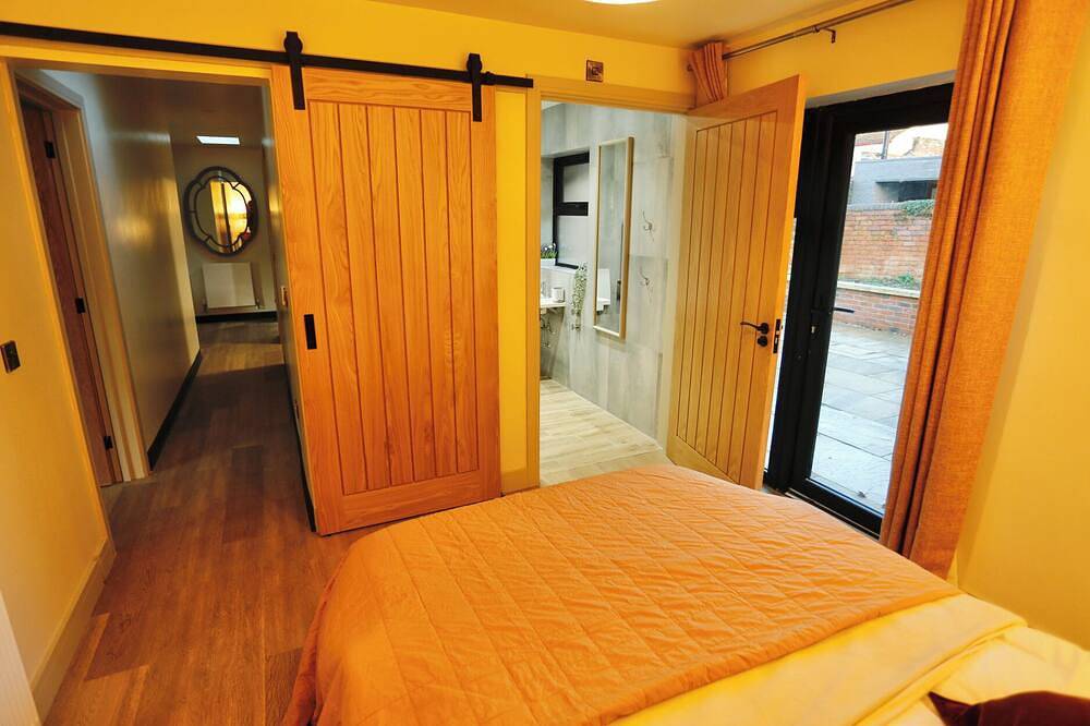Havendale, pet friendly, luxury holiday cottage in Chesterfield in Chesterfield, Derbyshire