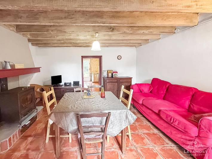 Location de vacances pour 5 personnes, avec vue ainsi que jardin et piscine à Soupex - 4