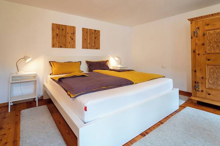 Ganze Wohnung, Engadin Holidays Chasa 32 Og 1-6 Guests in Guarda Staziun, Guarda