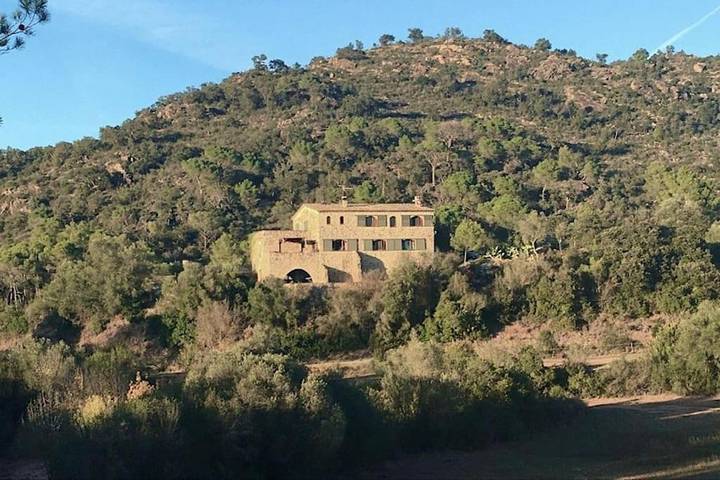 Casa rural para 8 personas, con Balcón y Terraza además de Jardín y Piscina en Cistella - 4