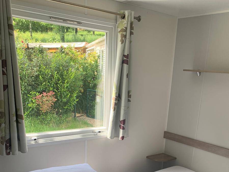 Camping Le Repaire - Mobilheim 6 personen - Mbh 023 - 3 Schlafzimmer in Thiviers, Périgord Vert