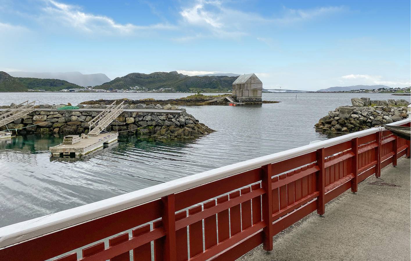 Ferienhaus für 6 Personen mit Ausblick in Herøy