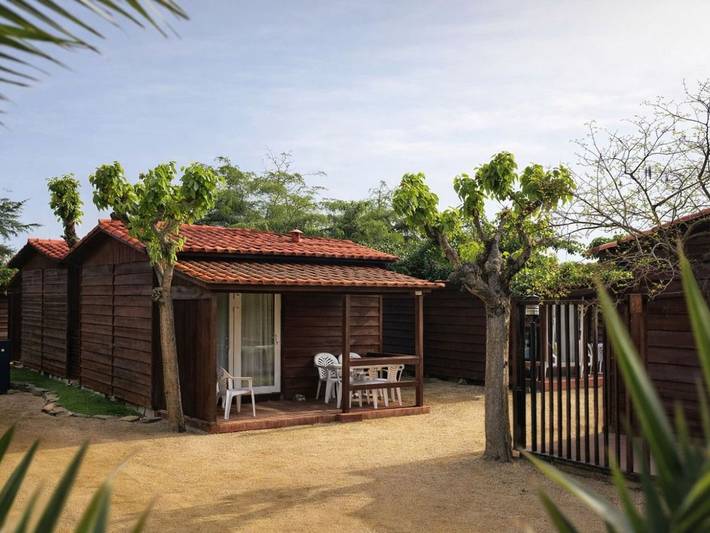 Bungalow pour 5 personnes, avec terrasse et piscine, animaux acceptés - 1