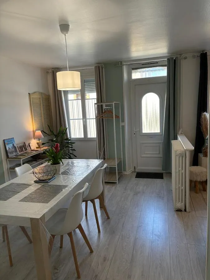 Apartamento de vacaciones para 2 personas, con vistas y terraza - 1