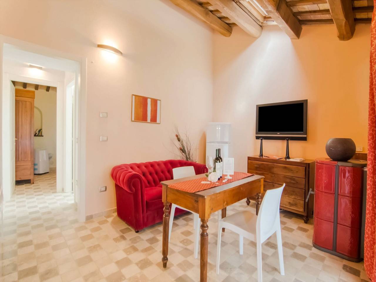 Ganze Wohnung, Wohnung in Ascoli Piceno nahe Sandstrand in Acquaviva Picena, Ascoli Piceno Provinz