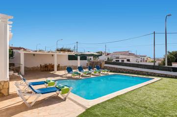 Villa in Alaior Municipality, Coast of Menorca für 6 
