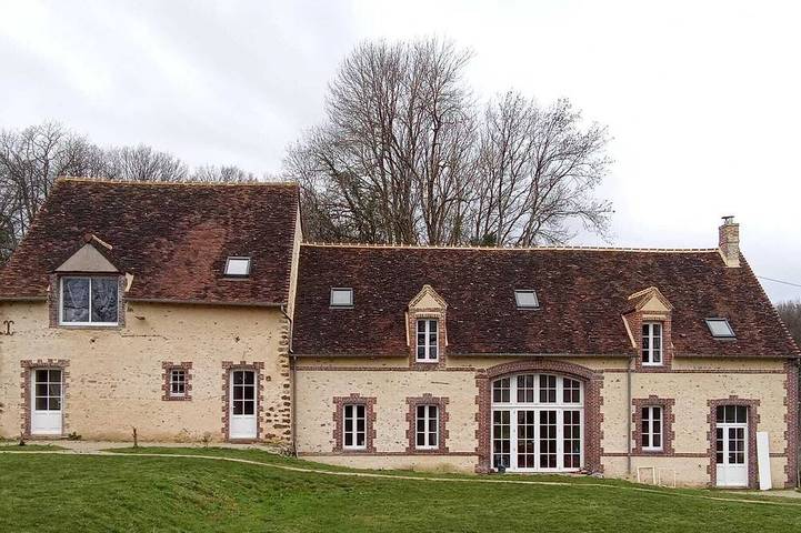 Gîte de l'Orée du bois du Parc & Château de Manou in Manou, Région de Nogent-le-Rotrou