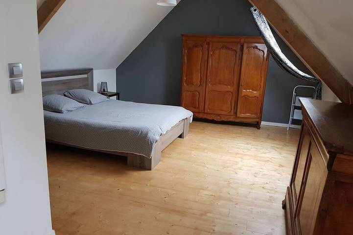 Location de vacances pour 8 personnes, avec jardin, animaux acceptés à Quemper-Guézennec - 2