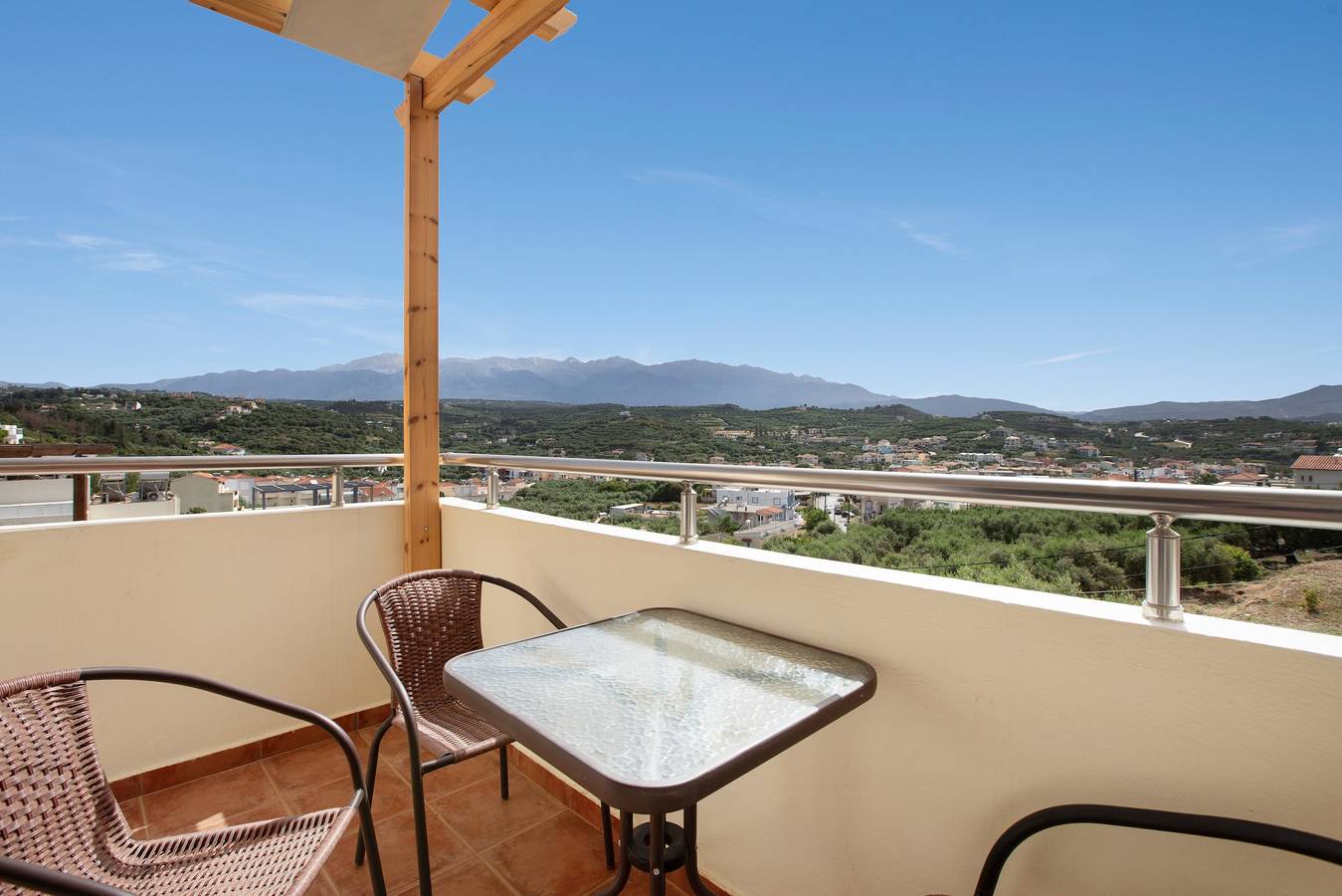 Elegante Villa am Meer, 1 Min. zum Strand von Almyrida in Almyrida, Vamos