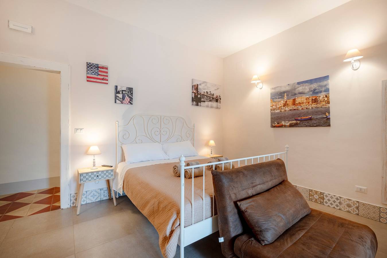 Apartamento entero, Monolocale 'Garibaldi54 - Camera del Fico' con balcón, Wi-Fi y aire acondicionado in Santo Spirito, Bari