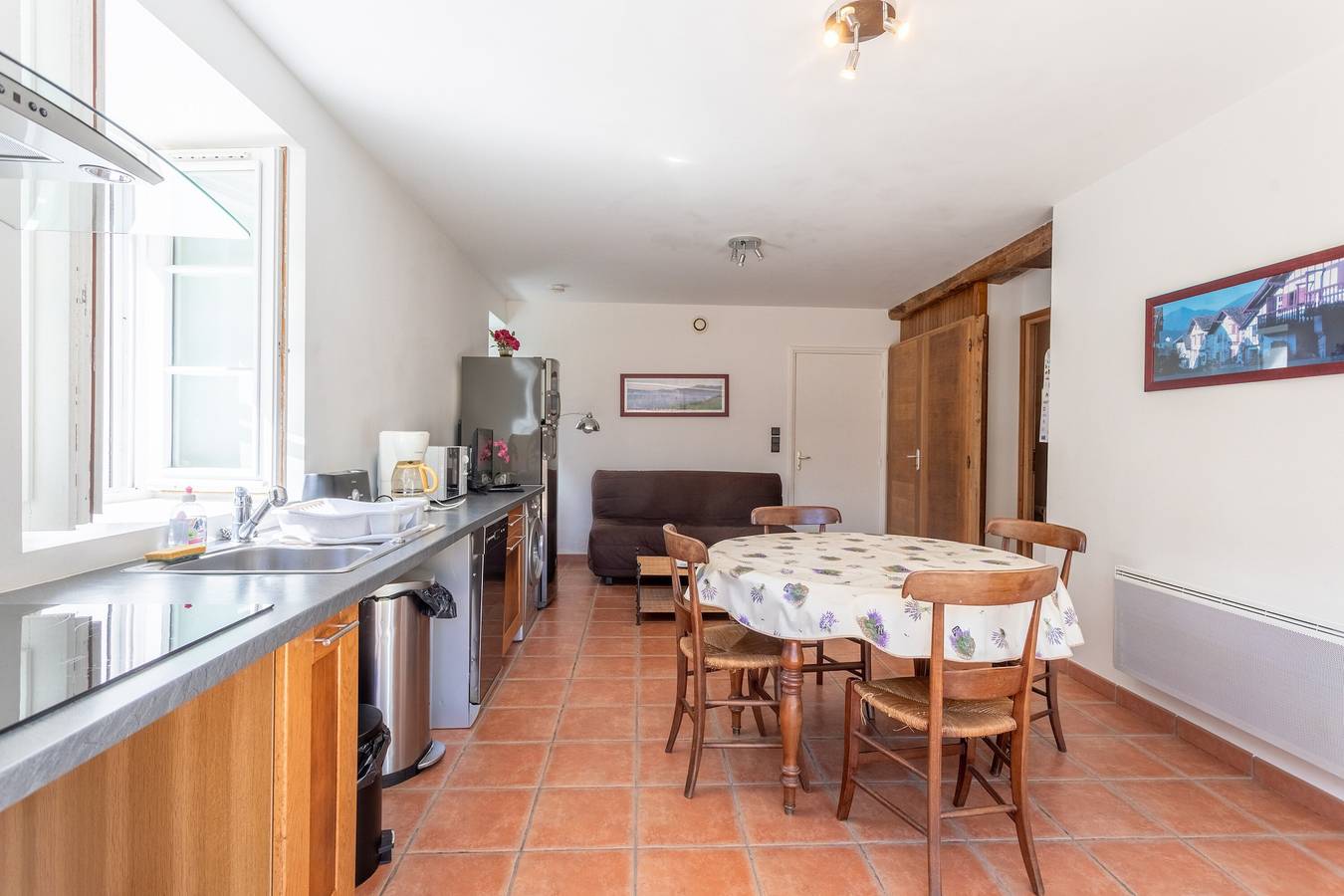 Appartamento intero, Appartamento di 50 m² su un unico livello con vista montagna, terrazza privata e Wi-Fi in Estérençuby, Bayonne e dintorni