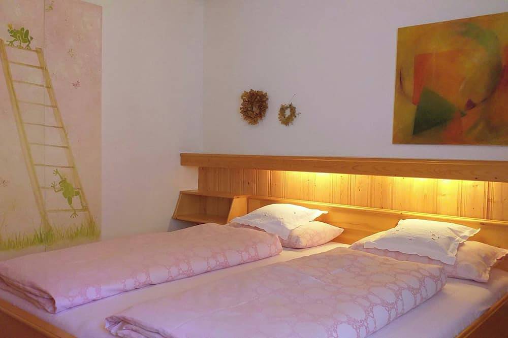 Ganze Wohnung, Idyllisch gelegene Fewo (44qm) im Eg mit 2 Schlafzimmern in Thanstein, Naturpark Oberpfälzer Wald