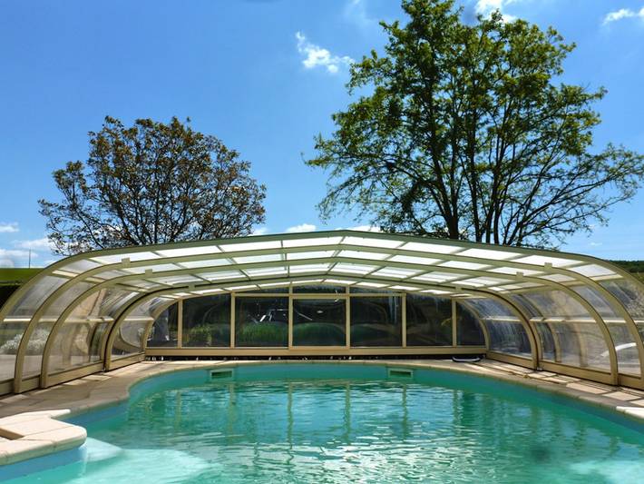 Gîte pour 15 personnes, avec piscine et jardin ainsi que terrasse et jacuzzi, animaux acceptés dans Yonne - 4