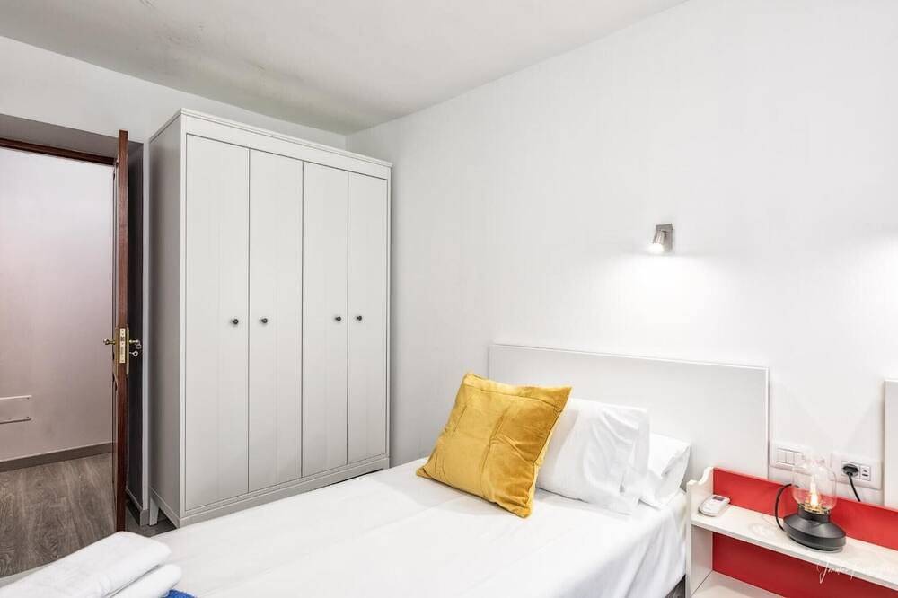 Entire apartment, Apartment 'Casa Tilola' with Mountain View, Wi-Fi and Air Conditioning in Retamar (Canary Islands), Los Llanos de Aridane