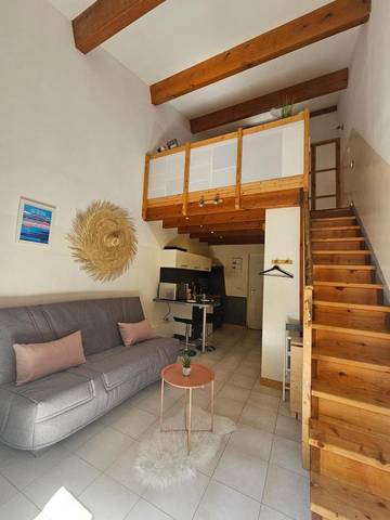 Gîte pour 3 personnes, avec jardin et jacuzzi, adapté aux familles à Mireval