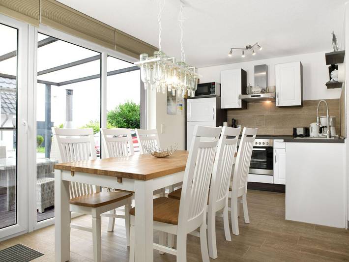 Ferienhaus für 6 Personen, mit Terrasse und Garten sowie Sauna in Weitendorf-Hof - 2