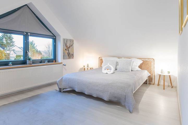 Ferienwohnung für 5 Personen, mit Balkon in Mayen