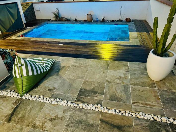 Location de vacances pour 8 personnes, avec piscine ainsi que jardin et vue à Saleilles - 2