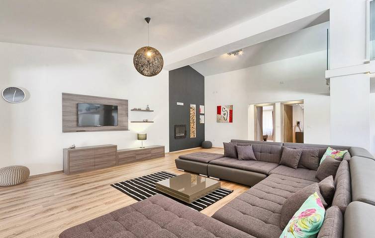 Gemütliche 340 m² große Ferienwohnung mit Pool und Terrasse in Rovinjsko Selo in Rovinjsko Selo, Rovinj