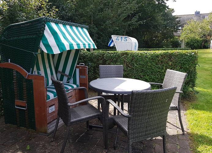 Ferienwohnung für 2 Personen, mit Garten und Seeblick in Nebel - 2