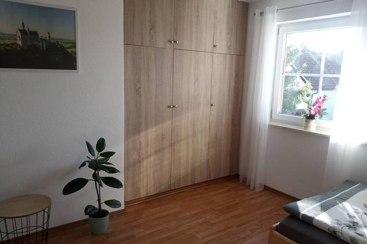 Ganze Wohnung, Fewo Südlicher Ortsrand von Rott (100m²) - Ferienwohnung in Rott, Romantische Straße