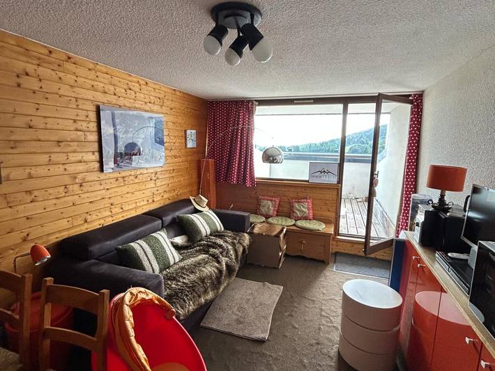 Gîte pour 6 personnes, avec balcon dans Station de Super-Besse (Super-Besse)