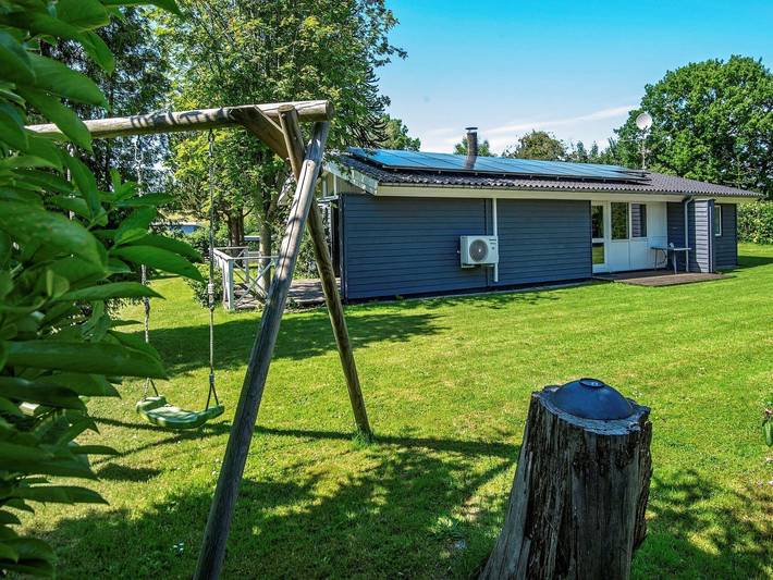 Ferienhaus für 6 Personen, mit Whirlpool und Sauna sowie Terrasse und Garten in Augustenburg - 2