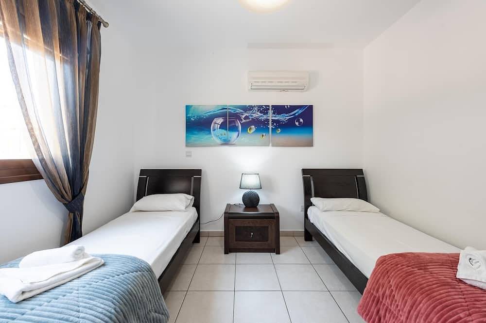 Sea Front Villa Oceanus H3, Ezoria Villas in Südzypern