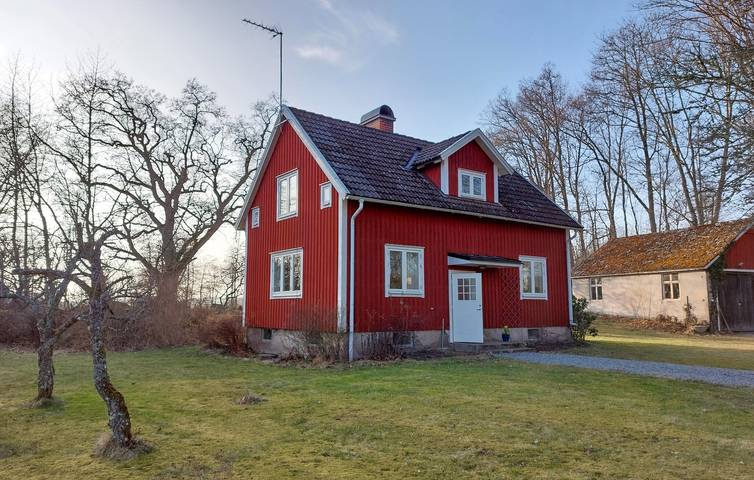 Ferienhaus für 7 Personen, mit Garten und Seeblick am Asnen