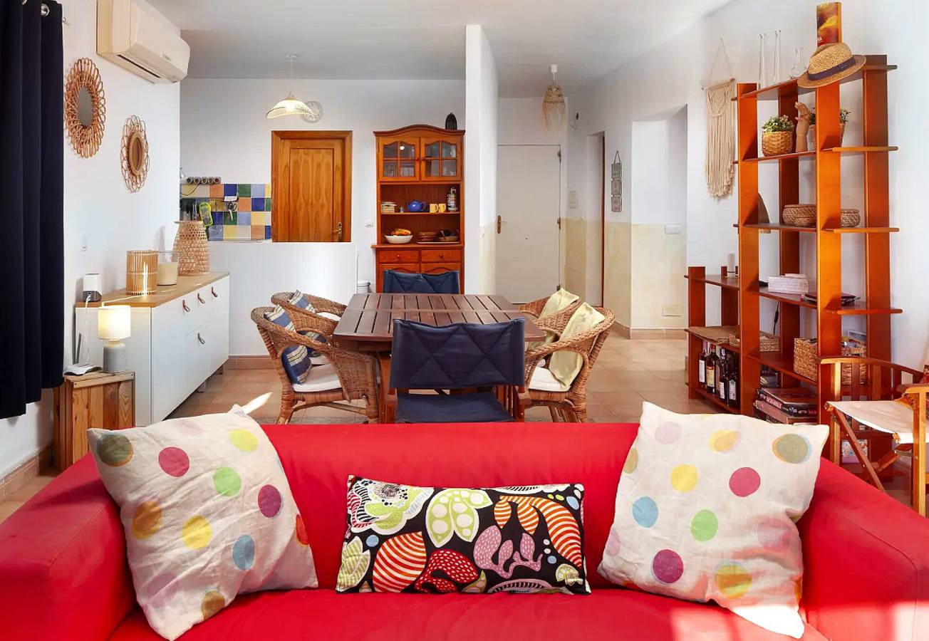 Casa Mañana: casa rural con vistas a la montaña, piscina privada y aire acondicionado in Torrox, Costa del Sol