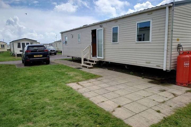 Glamping for 8 people, with balcony in Camber Sands