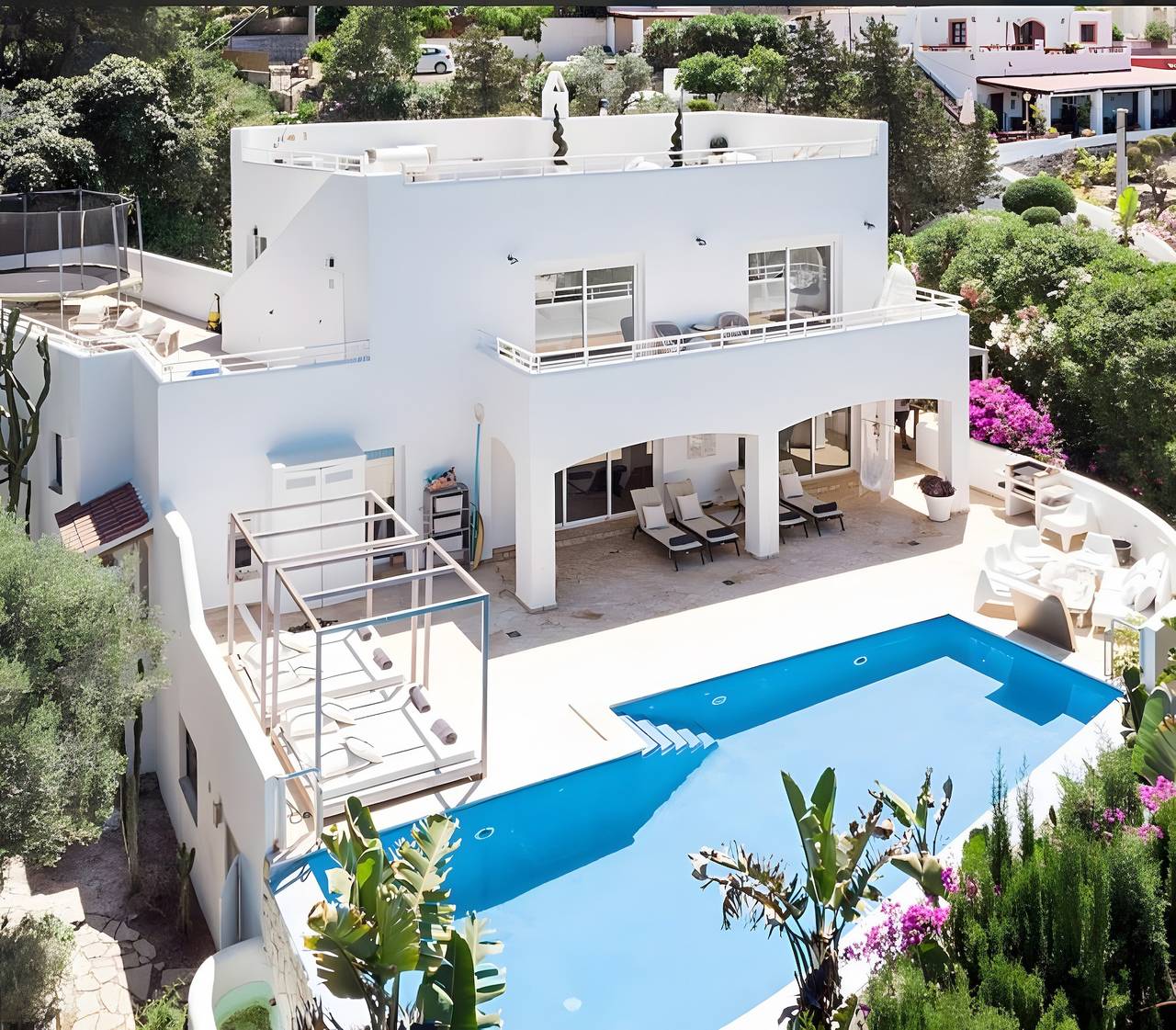 Villa « Amarantos » : vue sur la montagne, Wi-Fi et climatisation in Santa Eulària des Riu, Côte d’Ibiza