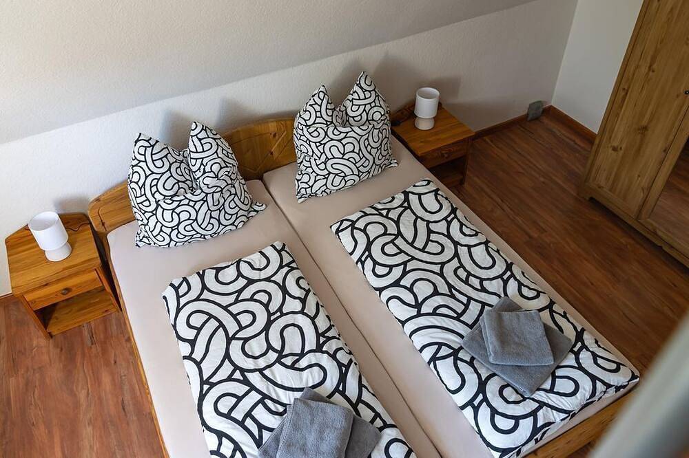 Ganze Wohnung, Ferienhaus Schöne Aussicht - Ferienhaus, 4 Schlafräume, 2x Dusche,Wc in Wehlen, Elbsandsteingebirge