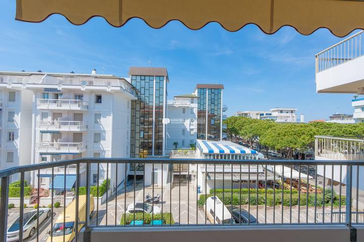 Ferienwohnung für 5 Personen, mit Terrasse und Pool in Jesolo - 2