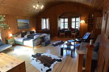 Ferienwohnung für 6 Personen, mit Terrasse und Garten in Geigenbaumuseum Mittenwald