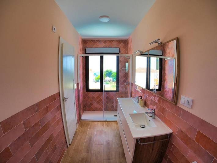 Location de vacances pour 6 personnes, avec piscine ainsi que vue et jardin à Isla Plana - 4