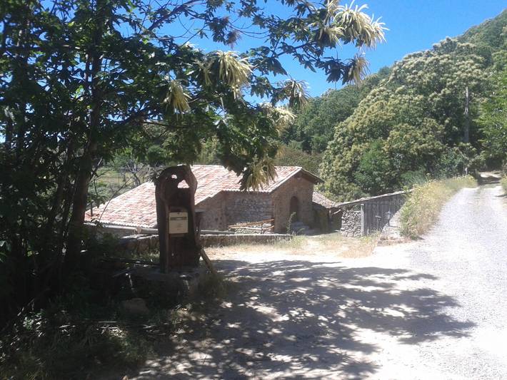 Location de vacances pour 6 personnes, avec terrasse, animaux acceptés à Saint-Andéol-de-Vals