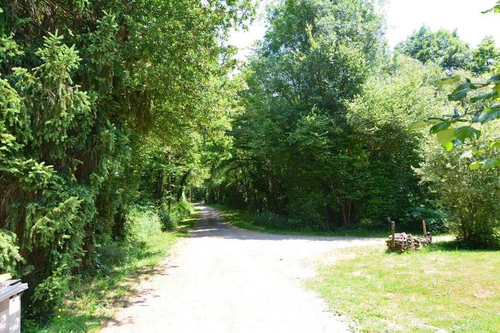 Gîte pour 3 personnes, avec jardin à Le Guerno - 3